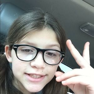 Meet your Posher, Sofia